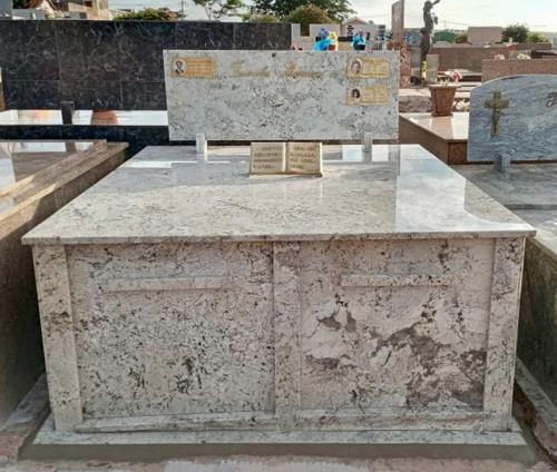 0003-arte-funeraria-marmora-sao-pedro